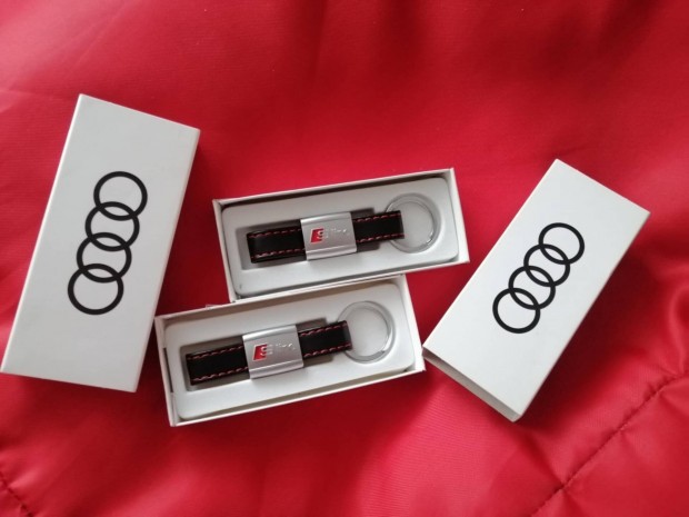 Audi RS bőr kulcstartó