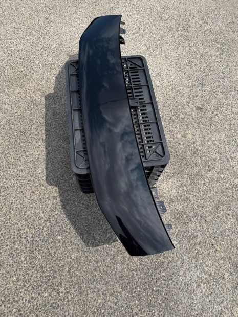Audi Rsq3 lökhárító spoiler 83A807717
