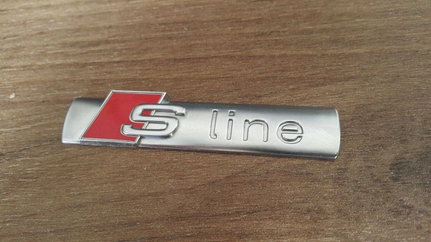 Audi S-Line Sline felirat logo embléma