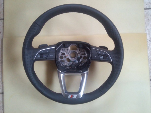 Audi S line korm�ny