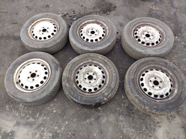 Audi Seat Skoda VW 15" felni kerk lemezfelni 5x112