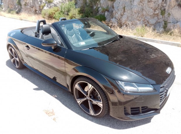 Audi TT 2.0 TFSI quattro Roadster. 20" RS, Matrix, Navi, Nyakmelegitö