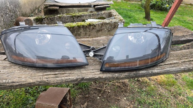 Audi TT 8N els� f�nyszor�k/l�mp�k