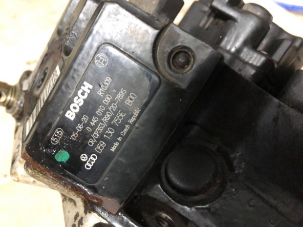 Audi Volkswagen 2.5, 3.0 TDI nagynyomású szivattyú 0445010090 0 445 01