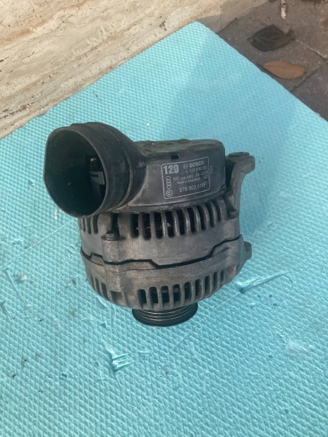 Audi Volkswagen genertor (078903015F)