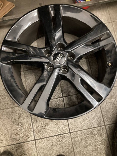 Audi Vw gyári alufelni 19"