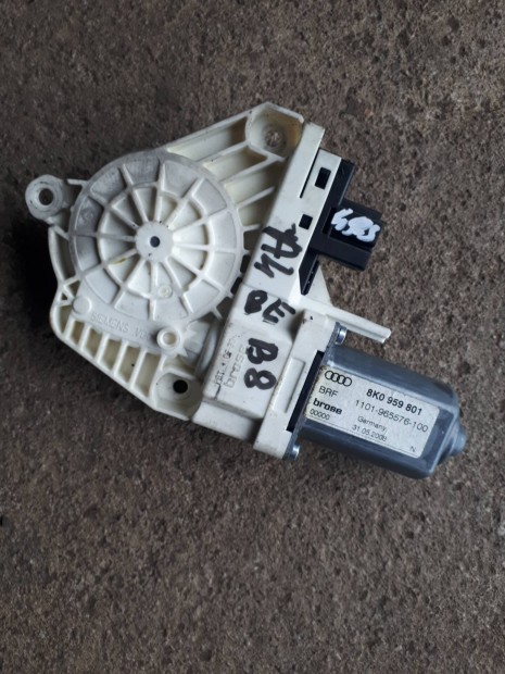 Audi  A4  B8  BAL els ablakemel motor 