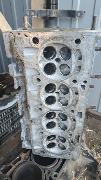 Audi, Vw.Seat.Skoda 1,4tsi hengerfej eladó Caxc