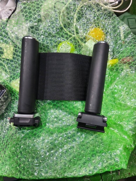 Audi, csomagr�gz�t� heveder csomagtart� fesz�t� heveder elad� 