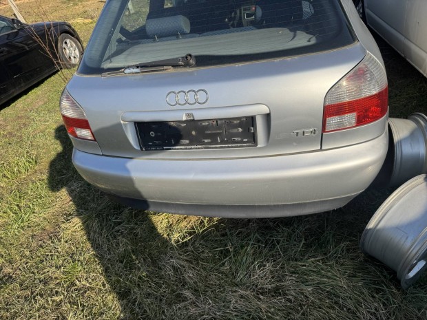 Audi a3 8l alkatrészek