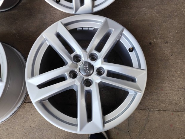 Audi a3 a4 B8 b9 a6 4f gyri alufelni 5x112 17"