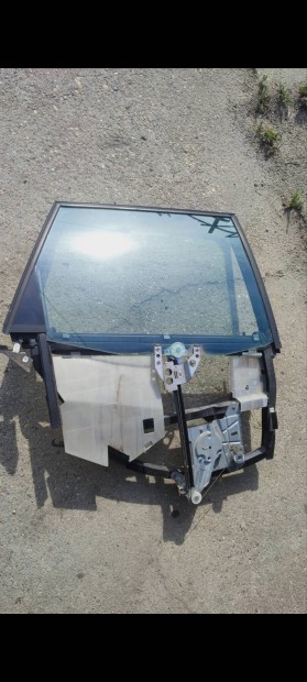 Audi a4 B5 kombi jobb hts veg