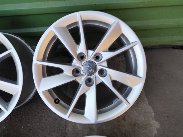 Audi a4 B6 b7 b8 a6 gyári alufelni 5x112 16"