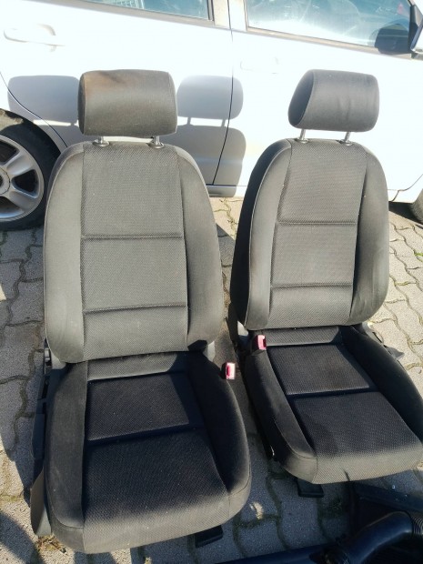 Audi a4 B6 első ülések