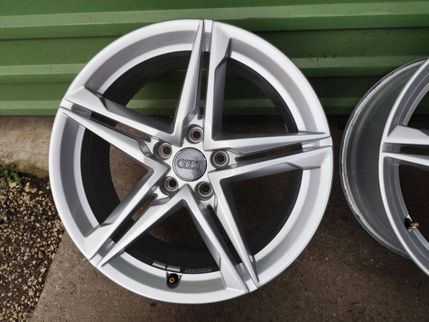 Audi a4 B8 b9 a6 4f 4g gyári alufelni 5x112 18"