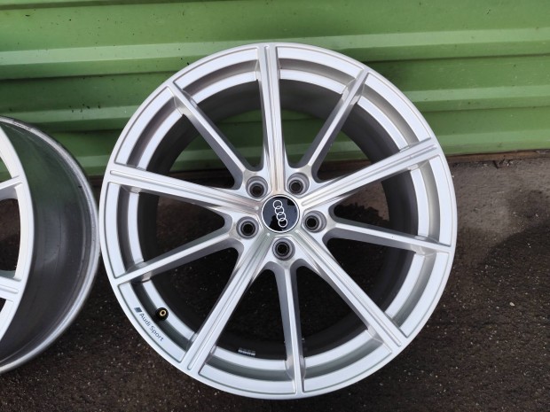 Audi a4 S4 a5 S5 s-line a6 gyri alufelni 5x112 19"