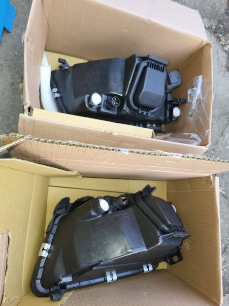 Audi a4 b5 els� l�mpa