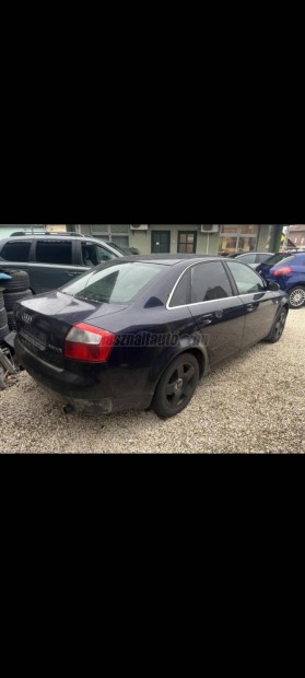 Audi a4 b6 2.5 tdi bontott alkatrszei 