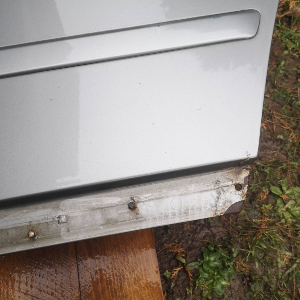 Audi a4 b6 h�ts� ajt�lap 