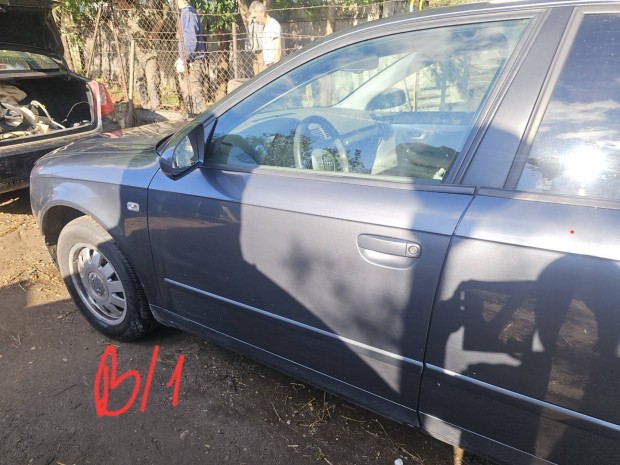 Audi a4 b7 ajtó 20000