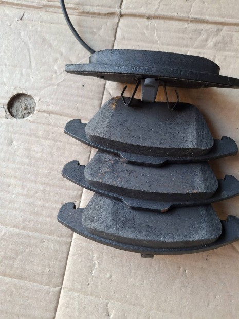 Audi a4 b8 Bosch első fékbetét.