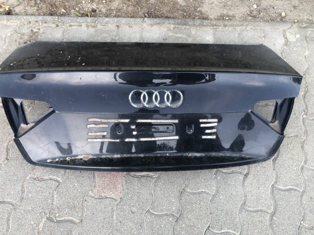 Audi a5 csomagtr ajt