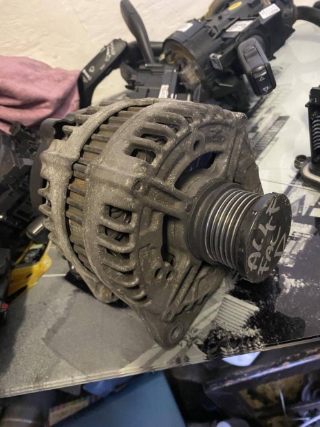 Audi a6 4f facelift 2.0 tdi gener�tor 03G903016L