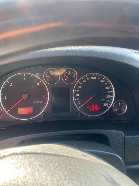 Audi a6 C5 2.5v6