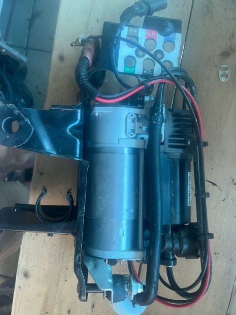 Audi a6 c6 2006. Lgrug kompresszor s szeleptmb