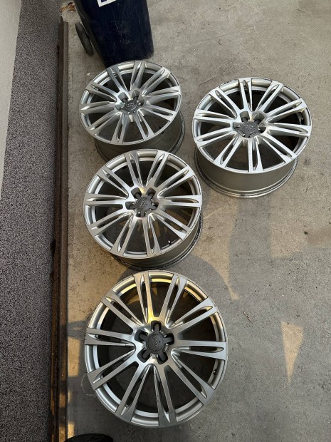 Audi a8/s8 alufelnik R20 5x112 et37