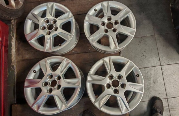 Audi alufelni 16"