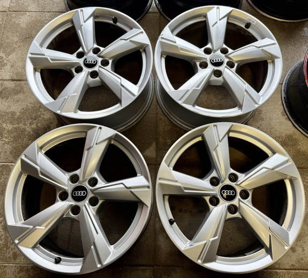 Audi alufelni 18 Rotor! A4 A8 s8 rs4 passat skoda A5 A6 alufelni 18