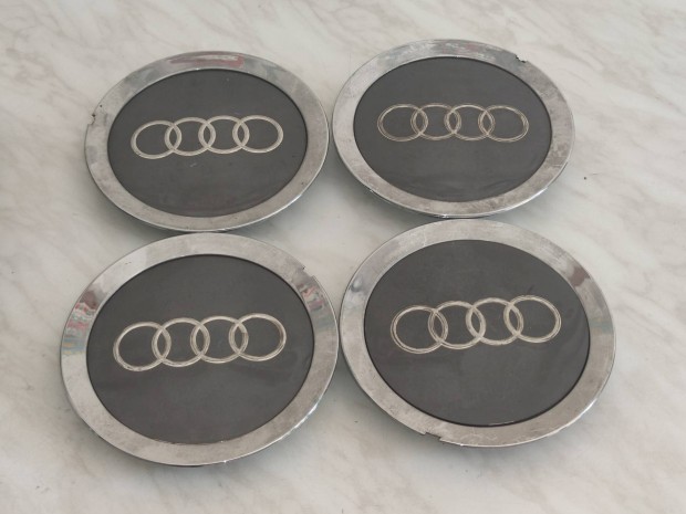 Audi alufelni fedl 