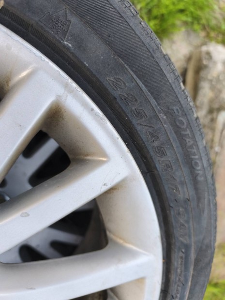 Audi alufelni gumikkal