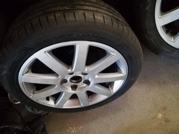 Audi alufelnik