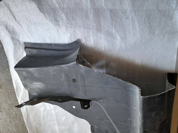 Audi bal k�sz�b elem