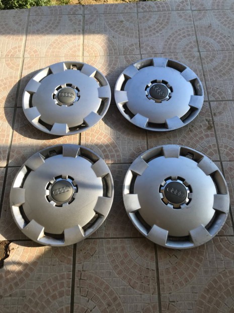 Audi d�szt�rcsa 16-os