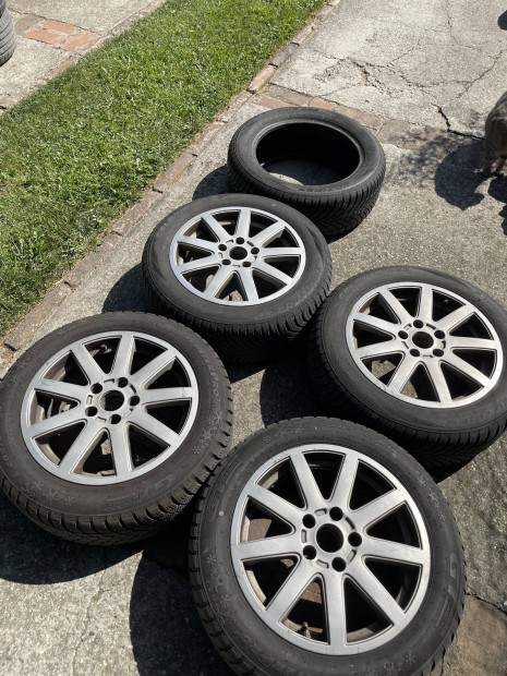 Audi felni 5db gumival