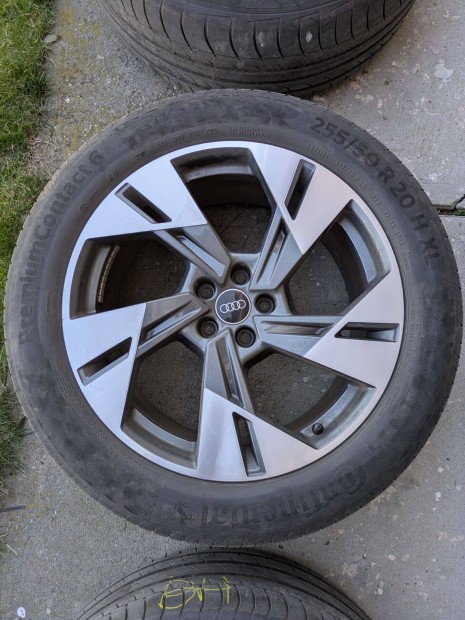 Audi felni E-tron gy�ri 20 " 255 55 r20