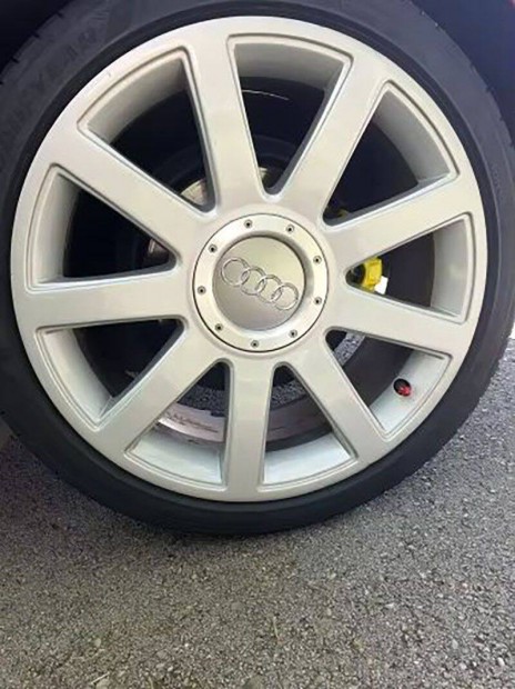 Audi felni kupak 146mm 4 db j