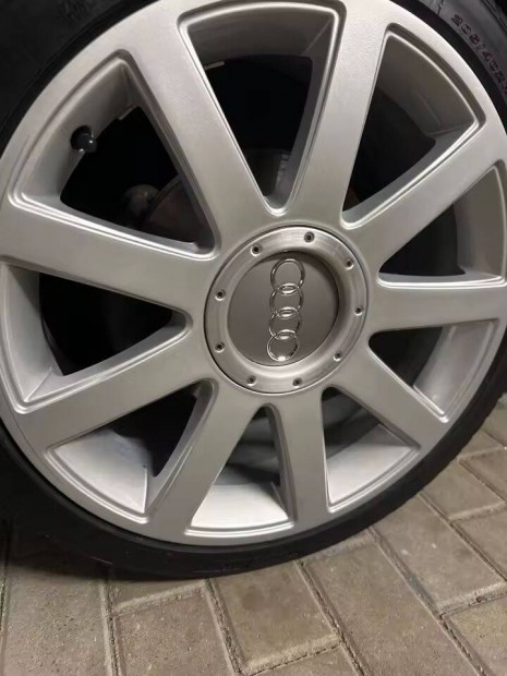 Audi felni kupak 146mm 4 db j