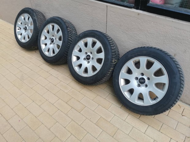 Audi felni tli gumi 205 /55 r16 