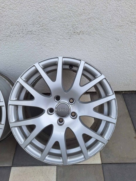 Audi gyri 17 col pilleknny felni A3 A4 A6 A8 TT Q2 Q3 VW Skoda Seat
