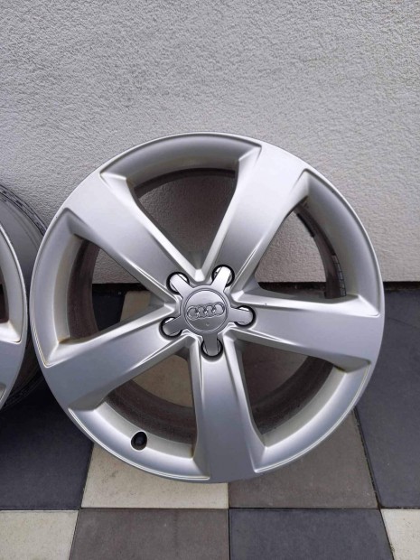 Audi gyári 18 colos felni A3 A4 A8 Q3 Q2 Q5