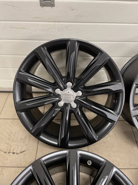 Audi gyari 19" alufelni