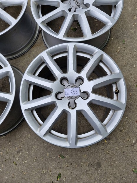 Audi gyári 5x112 16 alufelni jó állapotban