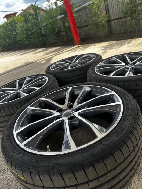 Audi gyri S 19R felni ,j Goodyear F1 nyri gumikkal