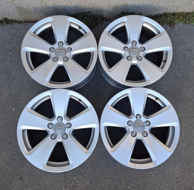 Audi gyári alufelni 17" 5x112