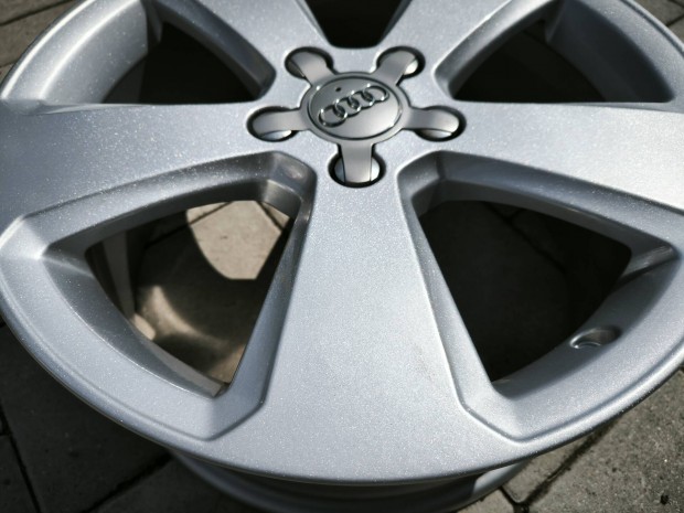 Audi gyári alufelni 17"