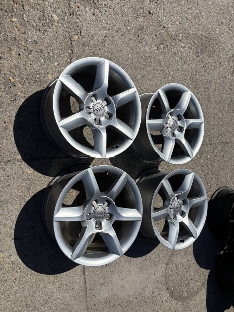 Audi gyári alufelni 5x112 17"